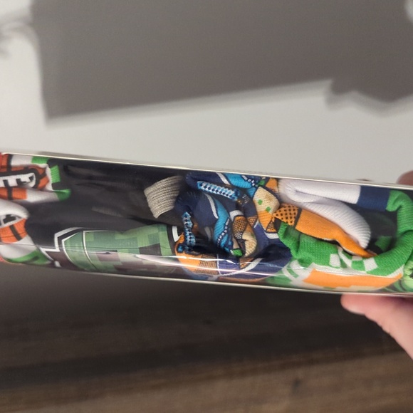NWT Minecraft Briefs (5) - Picture 2 of 5